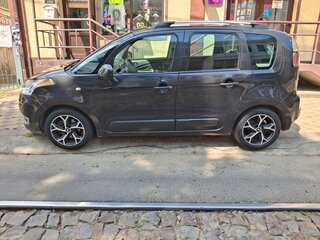 2011 Citroen C3 Picasso I, чёрный, 590000 рублей, вид 3