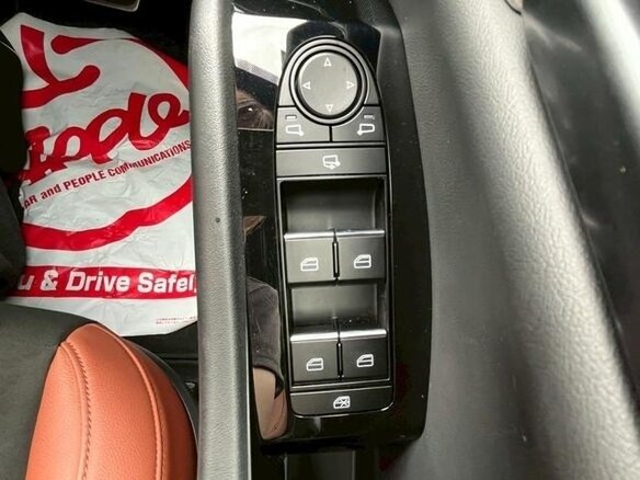 2023 Mazda 3 IV (BP), красный, 1380333 рублей - вид 28
