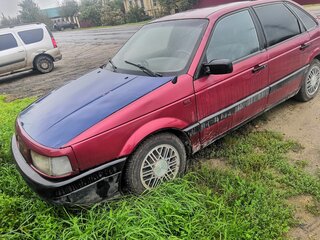 1989 Volkswagen Passat B3, красный, 70000 рублей, вид 1