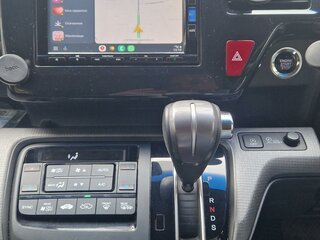 2016 Honda Stepwgn Spada V, фиолетовый, 2400000 рублей, вид 5