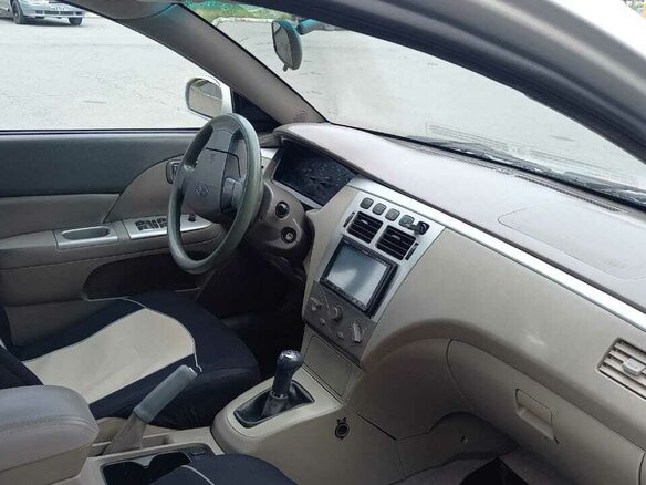 2010 Vortex Estina I, серебристый, 397000 рублей - вид 10