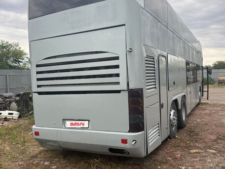 1990 Neoplan Skyliner, серый, 1900000 рублей, вид 4