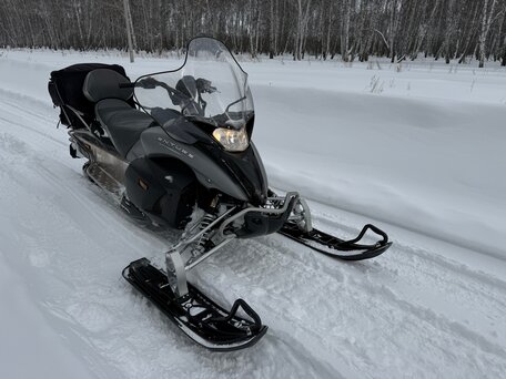 2007 Yamaha Venture, серебристый, 899999 рублей, вид 3