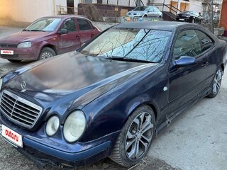 1999 Mercedes-Benz CLK-Класс 320 I (W208) Рестайлинг, синий, 420000 рублей, вид 1