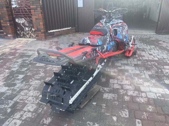 2020 BRP Ski-Doo Summit 850, красный, 1199999 рублей - вид 3