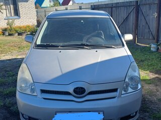 2006 Toyota Corolla Verso I Рестайлинг, серебристый, 700000 рублей, вид 1