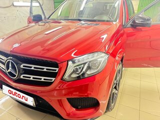 2016 Mercedes-Benz GLS 400 I (X166), красный, 3000000 рублей, вид 3