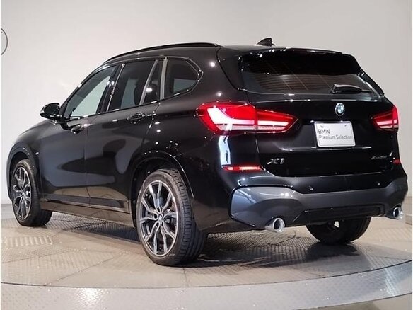 2022 BMW X1 18d xDrive II (F48) Рестайлинг, чёрный, 2462069 рублей - вид 3