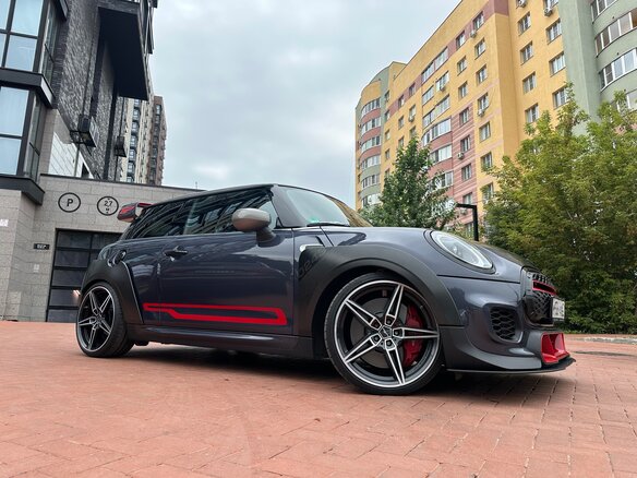 2020 Mini Hatch JCW John Cooper Works GP III (F55/F56) Рестайлинг, серый, 5500000 рублей - вид 16