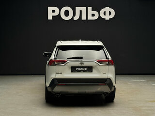 2020 Toyota RAV4 V (XA50), белый, 2690000 рублей, вид 4
