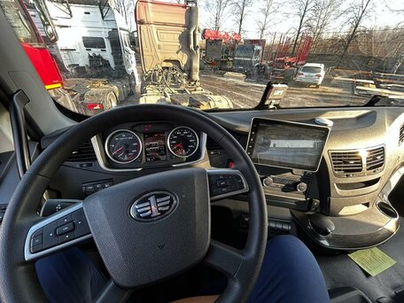 2023 FAW J6 CA4250, белый, 6500000 рублей, вид 4