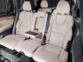 2025 Volvo XC90 B5 II Рестайлинг 2, чёрный, 13796100 рублей, вид 4