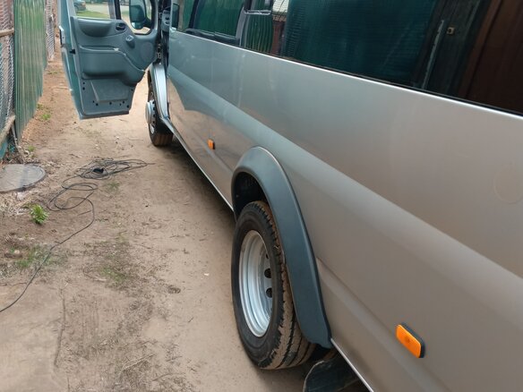 2010 Ford Transit, серебристый, 1250000 рублей - вид 6