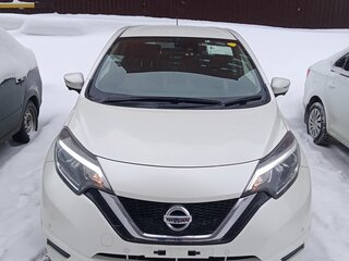 2019 Nissan Note II Рестайлинг, белый, 1500000 рублей, вид 2