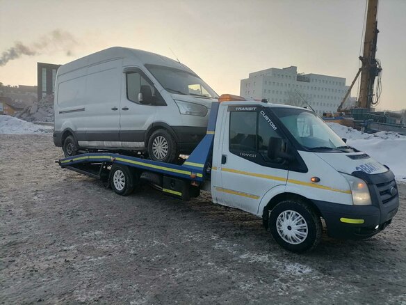 2011 Ford Transit, белый, 1950000 рублей