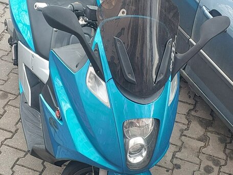 2008 Gilera GP800, голубой, 464356 рублей, вид 4
