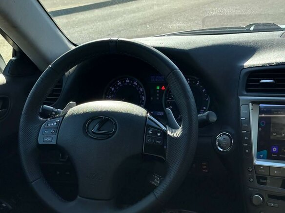 2011 Lexus IS 250 II Рестайлинг 2, белый - вид 12