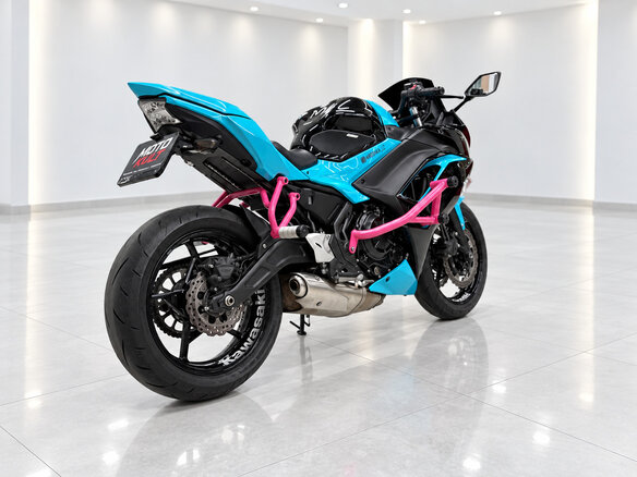 2022 Kawasaki Ninja 650, чёрный, 786007 рублей - вид 5