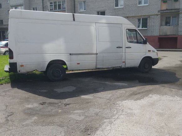 2004 Mercedes-Benz Sprinter, белый, 599000 рублей - вид 2