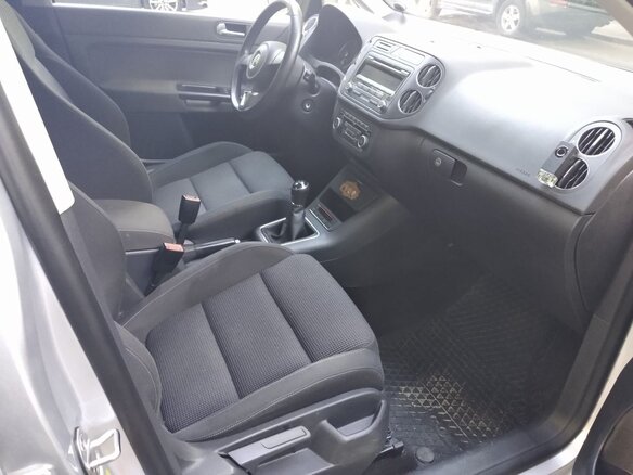 2012 Volkswagen Golf Plus II, серебристый, 1350000 рублей - вид 6
