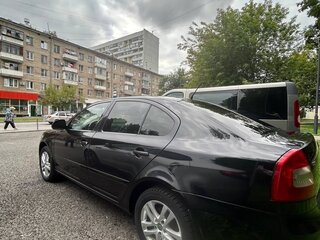 2013 Skoda Octavia DSG7 II (A5) Рестайлинг, чёрный, 1060000 рублей, вид 5