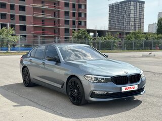 2018 BMW 5 серии 520d xDrive VII (G30/G31/G38), серый, 3700000 рублей, вид 3