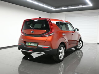 2019 Kia Soul III, красный, 1880000 рублей, вид 2