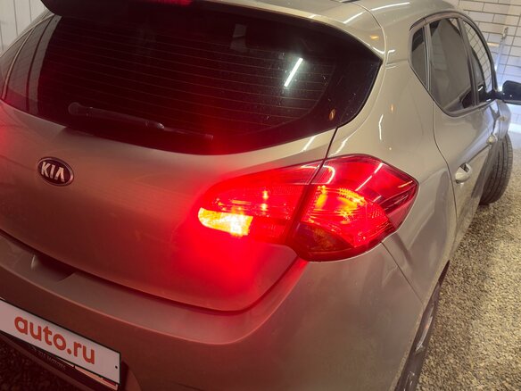 2014 Kia Ceed II, серебристый - вид 9
