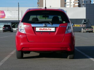 2010 Honda Fit Hybrid II, красный, 749000 рублей, вид 3