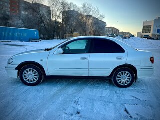 2000 Nissan Bluebird Sylphy I (G10), белый, 330000 рублей, вид 3