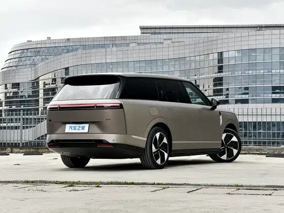 2026 Xpeng GX, бежевый, 7650206 рублей - вид 4