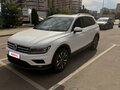 2019 Volkswagen Tiguan II, белый, 2575000 рублей - вид 1