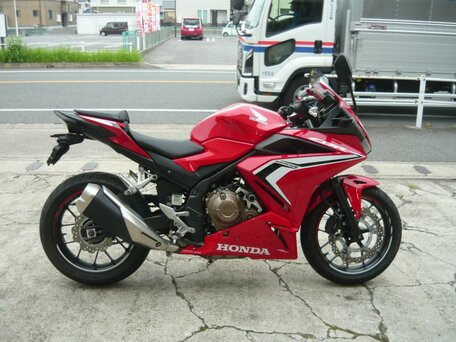 2020 Honda CBR 400R, красный, 655000 рублей, вид 2