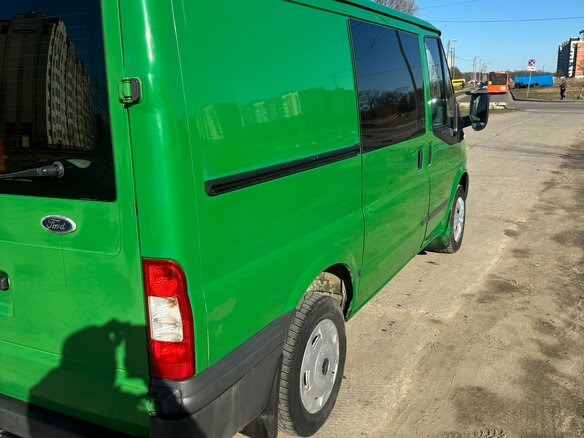 2007 Ford Transit, зелёный, 900000 рублей - вид 3