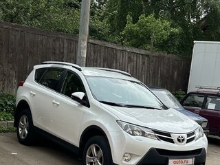 2014 Toyota RAV4 IV (XA40), белый, 2350000 рублей, вид 2