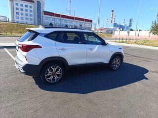 2020 Kia Seltos I, белый, 2200000 рублей, вид 3