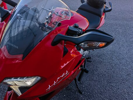 2015 Honda VFR 800, красный, 690000 рублей, вид 1