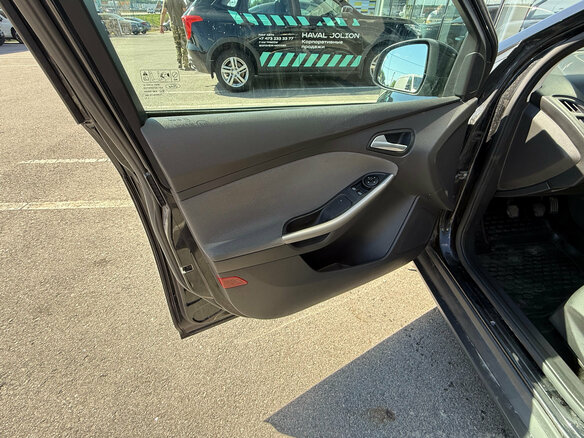 2013 Ford Focus III, чёрный - вид 8