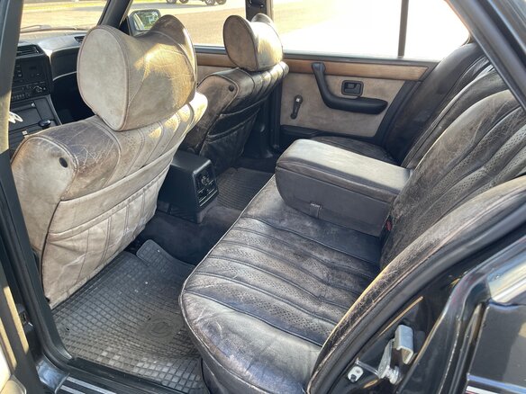 1986 BMW 7 серии 733i 5-speed I (E23), чёрный, 2000000 рублей - вид 15