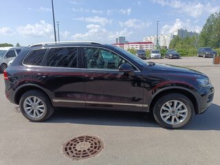 2011 Volkswagen Touareg II, чёрный, 1770000 рублей, вид 1