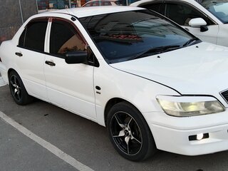 2000 Mitsubishi Lancer Cedia IX, белый, 400000 рублей, вид 3