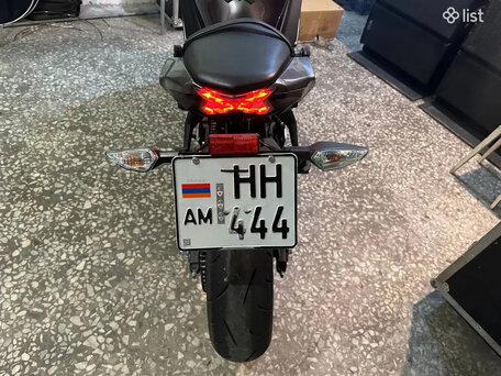 2020 Kawasaki Ninja 650, серебристый, 710250 рублей, вид 5