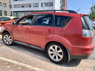 2010 Mitsubishi Outlander II Рестайлинг, красный, 1200000 рублей, вид 3