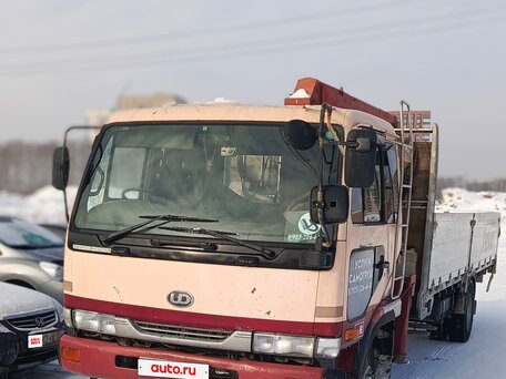 1996 Nissan Diesel Condor, бежевый, 2900000 рублей, вид 2