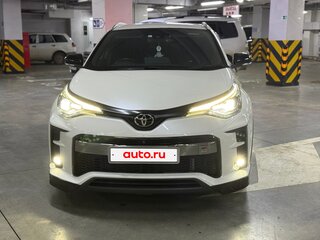 2019 Toyota C-HR I Рестайлинг, белый, 2470000 рублей, вид 2