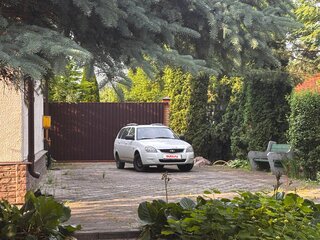 2015 Lada (ВАЗ) Priora I Рестайлинг, белый, 420000 рублей, вид 1