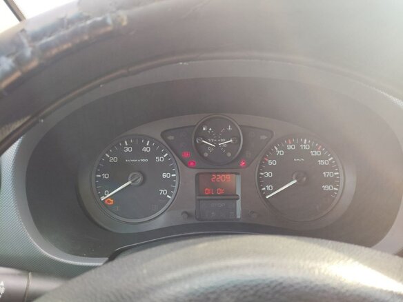 2013 Peugeot Partner, белый, 600000 рублей - вид 11