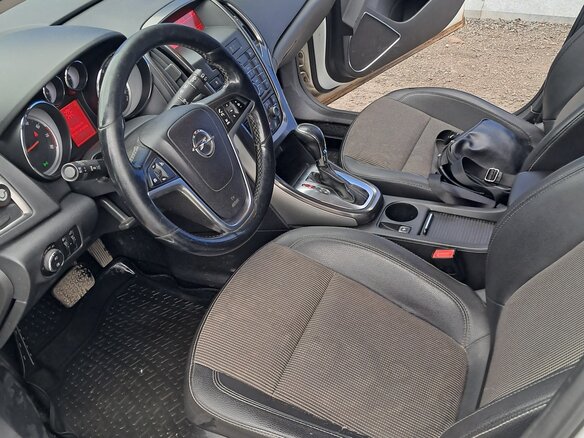 2011 Opel Astra J, белый, 480000 рублей - вид 7