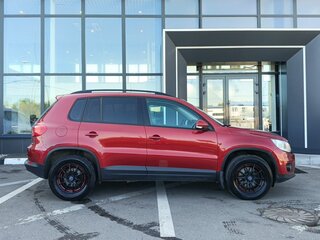 2013 Volkswagen Tiguan I Рестайлинг, красный, 819000 рублей, вид 4
