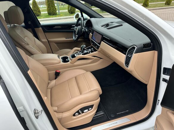 2021 Porsche Cayenne III, белый, 6000000 рублей - вид 5
